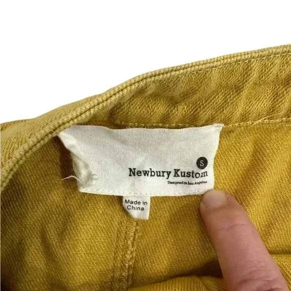 Newbury Kustom - Button Front Mustard Yellow Mini Skirt Size Small EUC - Picture 3 of 6